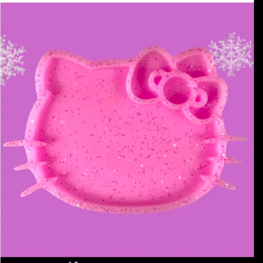 Meet your Posher, Monica